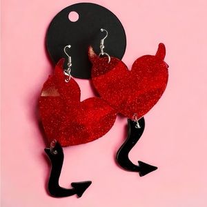 Valentine earrings !! ♥️♥️♥️ Valloween